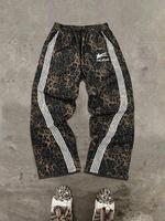 Men's Regular Fit Leopard Print Side Stripe Sweatpants, Street Fashion Casual Comfy Jogger Pants for Daily Wear, Men's Trouse...