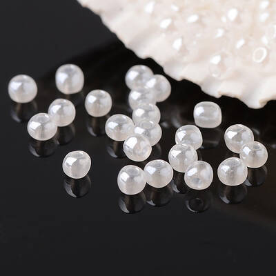 12/0 Grade A Round Glass Seed Beads