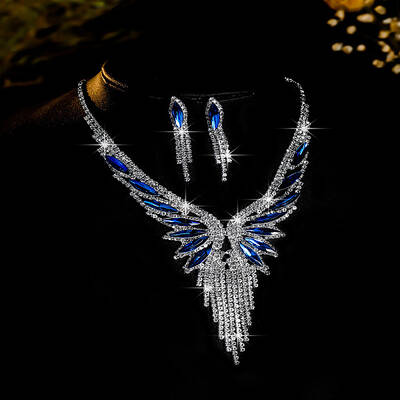 Rhinestone Butterfly Tassel Pendant Necklace & Horse Eye Tassel Stud Earrings Sets for Women