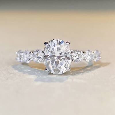 Rhodium Plated 925 Sterling Silver Pave 8.2x4.9mm Moissanite Finger Rings for Women