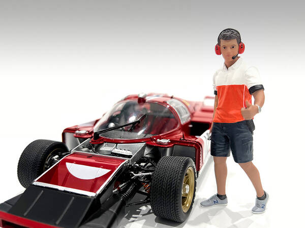 Race Crew Figure #2 for 1/18 Scale Models by American Diorama