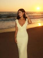 Women's Plain V Neck Ruffle Trim Dress, Solid Color Sleeveless Dress for Summer, Ladies Clothes for Beach Holiday, Womenswear