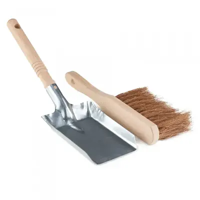 Dust Pan & Brush FSC 100% | Size: One Size
