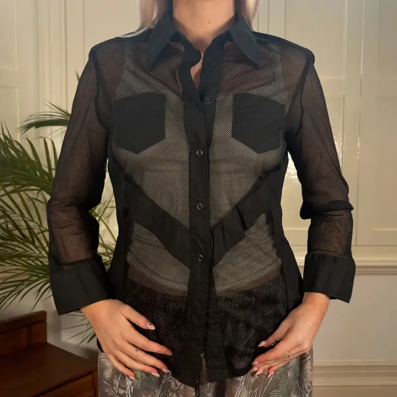 Laura Lindor Shirt - Medium Black Cotton Blend