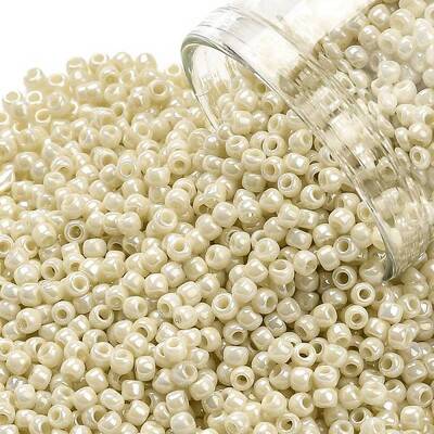 TOHO Round Seed Beads