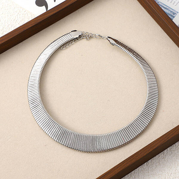 Alloy Wide Choker Necklaces for Women