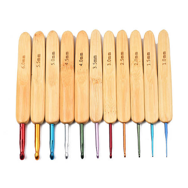 Bamboo Handle Aluminum Crochet Hook Needle Sets