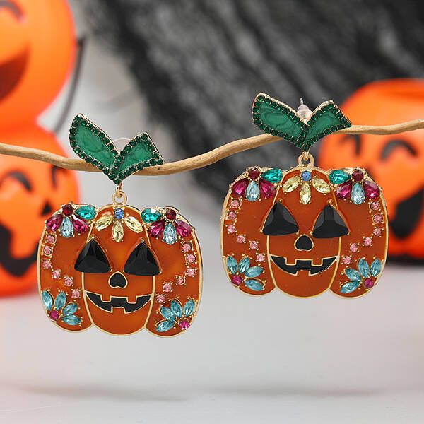 Sparkling Halloween Skull Dangle Stud Earrings for Trendy Women's Fashion Statement