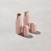 Fenty Beauty Snatch ‘N Shimmer Duo: Match Stix Contour + Shimmer Skinstick Bronzer Makeup