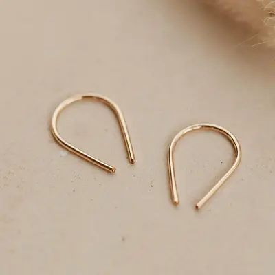 Hello Adorn Tiny Horseshoe Earrings - Any Occassion Dainty Jewelry - Women's Fashion Accessory