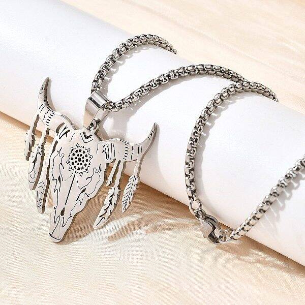 Punk Style 304 Stainless Steel Laser Cut Cattle Head Pendant Box Chain Necklaces for Women Men