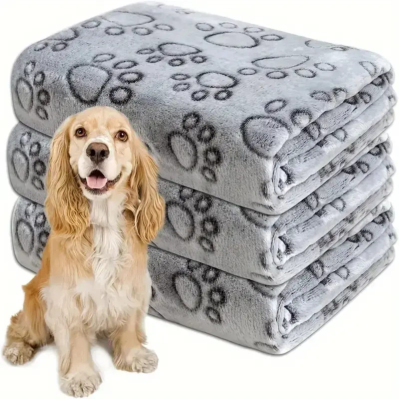 Four Seasons Dog Cat Blanket Double Sided Fleece Warm Blanket Freeze Cold Protection All Weather Kennel Mat for Autumn Winter