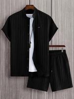 Two-piece Set Men's Solid Textured Shortsleeve Top & Shorts Set Excluding Necklace, Regular Fit Casual Fashion Cozy Breathabl...