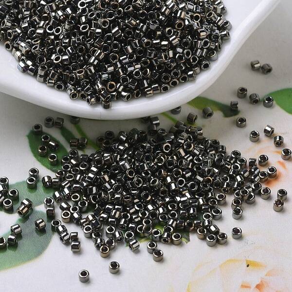 MIYUKI Delica Beads