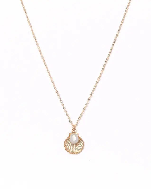 Belle Necklace | Metal Color: Gold