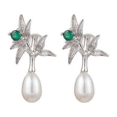 Natural Pearl Ear Studs