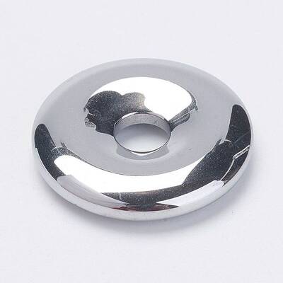 Non-Magnetic Synthetic Hematite Pendants