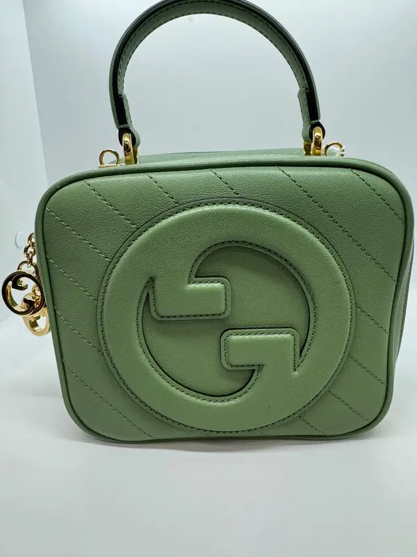 Pre-owned GUCCI leather Crossbody Bags Blondie Top Handel Bag in Green with Gold Hardware