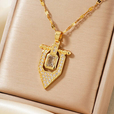 Fashionable Arrow Brass Cubic Zirconia Pendant Necklaces