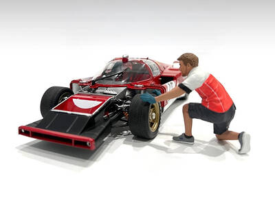 Race Crew Figure #1 for 1/18 Scale Models by American Diorama