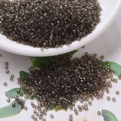 MIYUKI Delica Beads