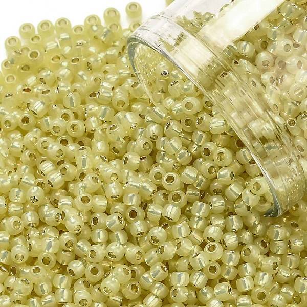 TOHO Round Seed Beads
