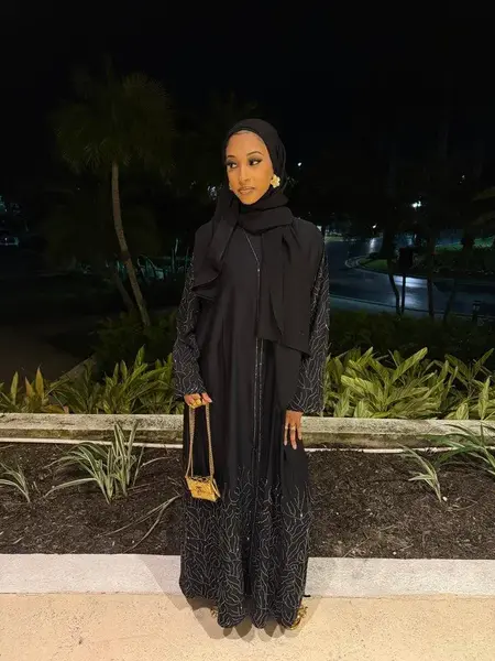 Black Lightning Abaya Set with Rhinestones on Sleeves & Bottom Elegant Matching Hijab Fashionable Women's Wear