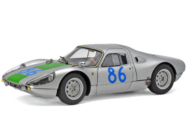 Porsche 904 Carrera GTS 86 Antonio Pucci - Colin Davis Winner \