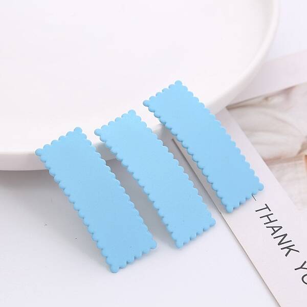 Frosted Plastic Snap Hair Clips