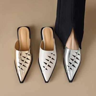 CHIKO Lakaya Pointy Toe Block Heels Clogs/Mules Shoes