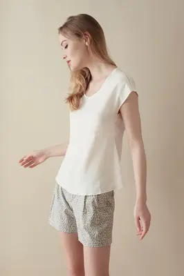Carefree Short - Grey Daisy | Size: S