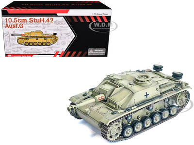 Germany 10.5cm StuH.42 Ausf. G Tank Panzer Regiment Hermann Goring, Italy (1944) NEO Dragon Armor Series 1/72 Plastic Mod...