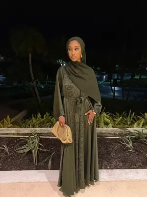 Poison Ivy Abaya Set
