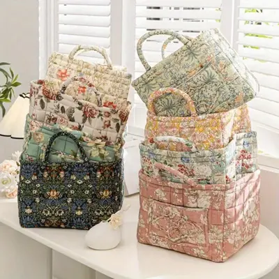Floral Pattern Storage Basket, 1 Count Collapsible Storage Basket with Handle, Home Organizer for Living Room Bedroom Dormito...