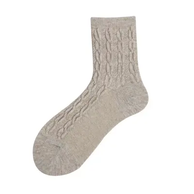 Twisted pattern design socks