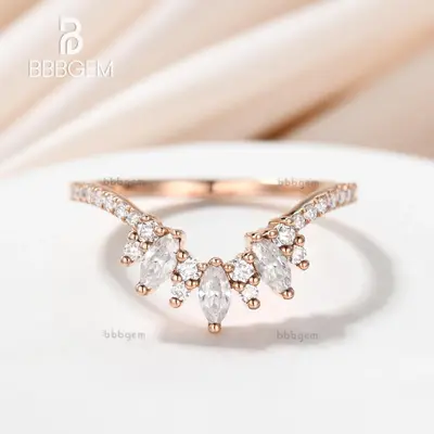 Vintage Curved Marquise Shaped & Round Cut Moissanite Wedding Matching Band