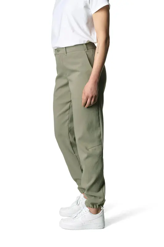 W's Aerial Pants | Color: In Between Green | Size: S