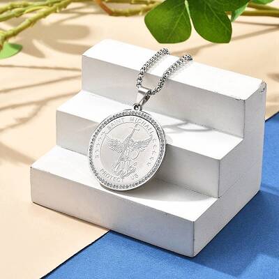 304 Stainless Steel Rhinestone Pendant Necklaces for Women