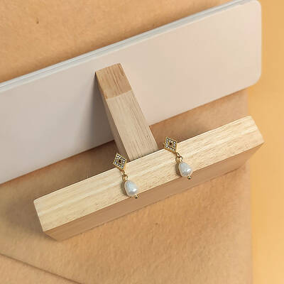 Stylish Stainless Steel and Freshwater Pearl Stud Earrings for women
