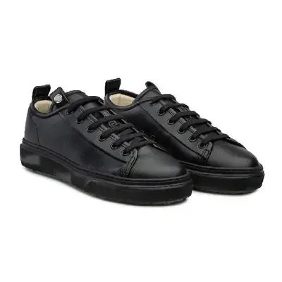 ALGAE Black | Color: Black | Size (Large Fit - 0,5 cm more than regular fit): 39
