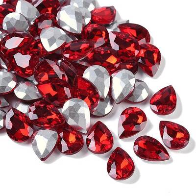 Glass Pointed Back Rhinestone