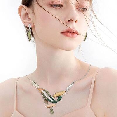 Leaf Alloy Enamel Pendant Necklaces & Stud Dangle Earrings Sets