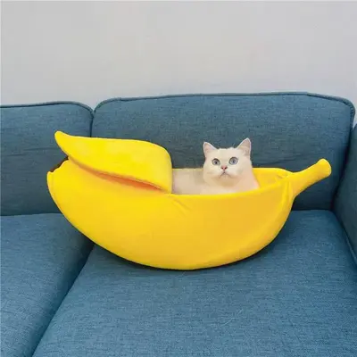 Cute Banana Cat Bed, Winter Warm Fleeced Sleep Play Rest Cat Bed, Soft Banana Cushion Cozy Sofa, Portable Plush Pet Kennel Fu...