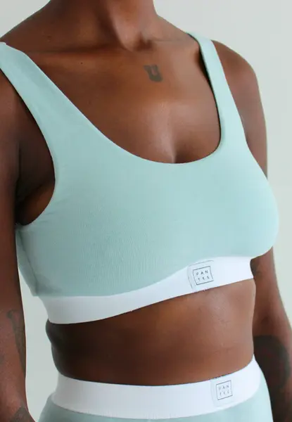The Crop, Salty Air | Size: M