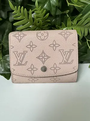 Pre-owned Louis Vuitton Mahina Small Leather Goods Iris Compact Wallet