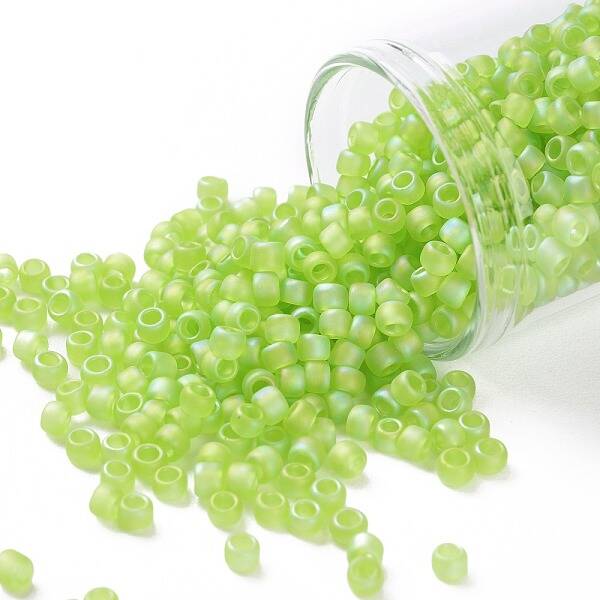 TOHO Round Seed Beads