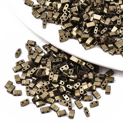 2-Hole Glass Seed Beads