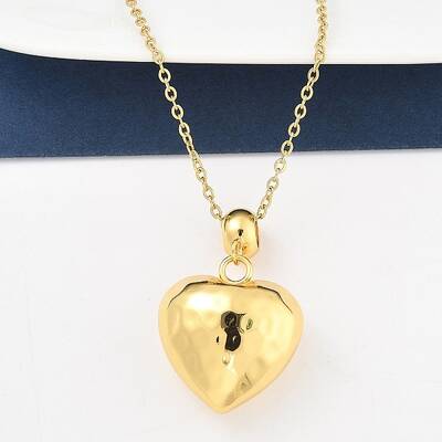 201 Stainless Steel Textured Love Heart Pendant Necklaces for Women