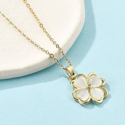 Brass Cubic Zirconia Glass Cat Eye Clover Pendant Neckalces for Women