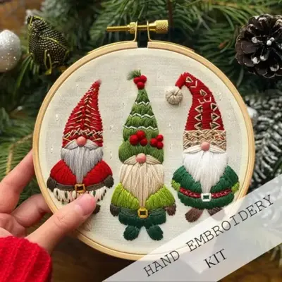 Adult Christmas Embroidery Set, Diy Embroidery Set, Equipped with 8-inch Embroidery Hoop, White Fabric, 2 Embroidery Needles,...